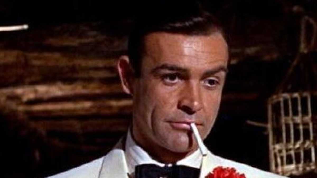 Immagine di Amato, odiato, perseguitato. Il fumo dall'epopea alla gogna
