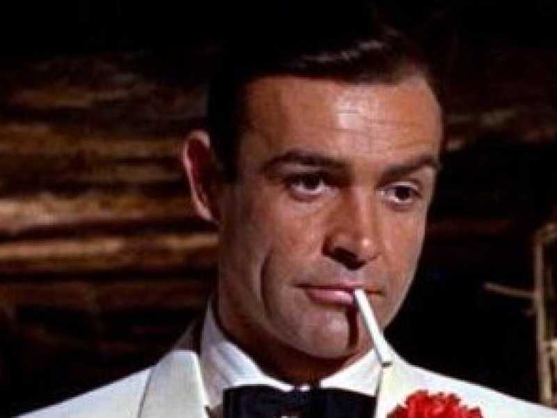 Sean Connery nei panni di James Bond in "Goldfinger", film del 1964