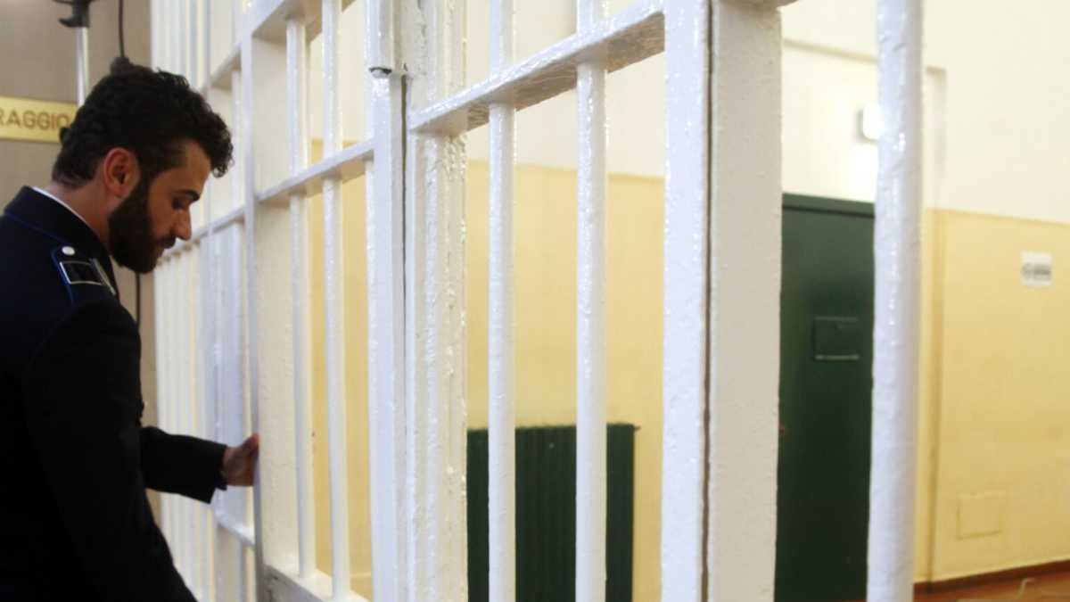 Immagine di Le carceri siamo noi