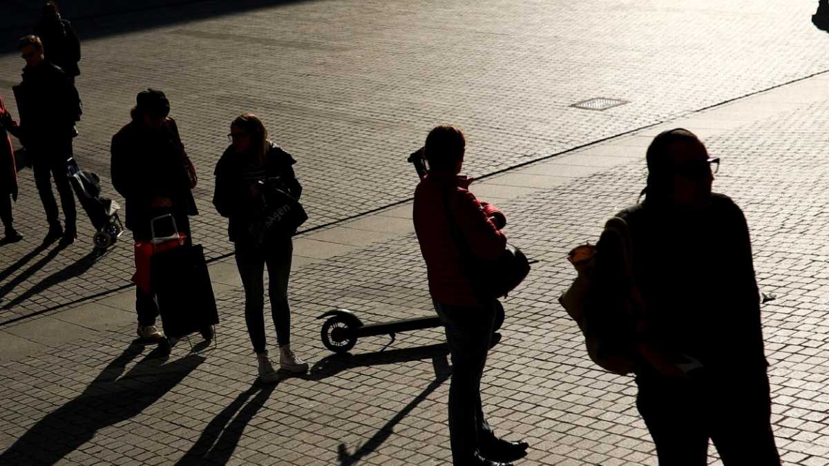 Immagine di La pandemia ci rende come piccioni in gabbia e segna la morte del libero arbitrio