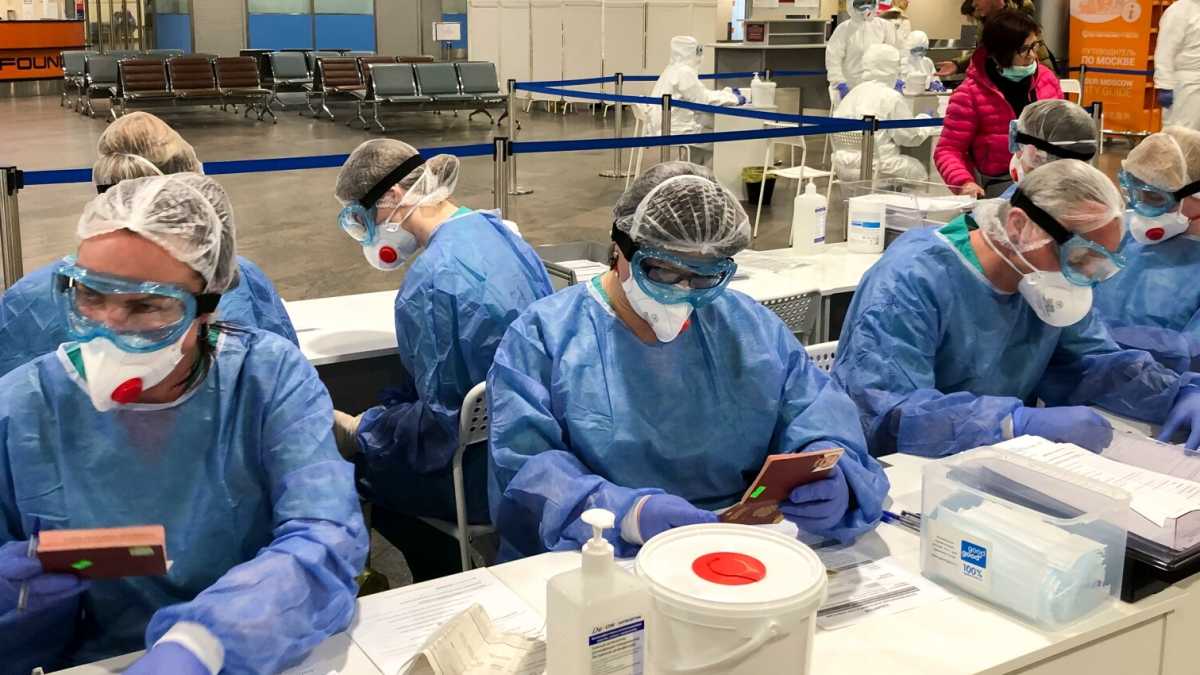 Immagine di I tamponi inefficaci di una società statale spiegano l’eccezione russa