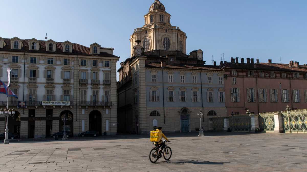 Immagine di Un rapporto spiega che vivremo altre quarantene prima del vaccino