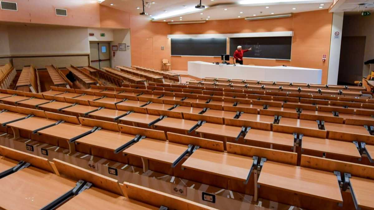 Immagine di Aiutiamo le scuole dallo schermo. L’impegno e l’appello di Piccoli Maestri per #sfangarla