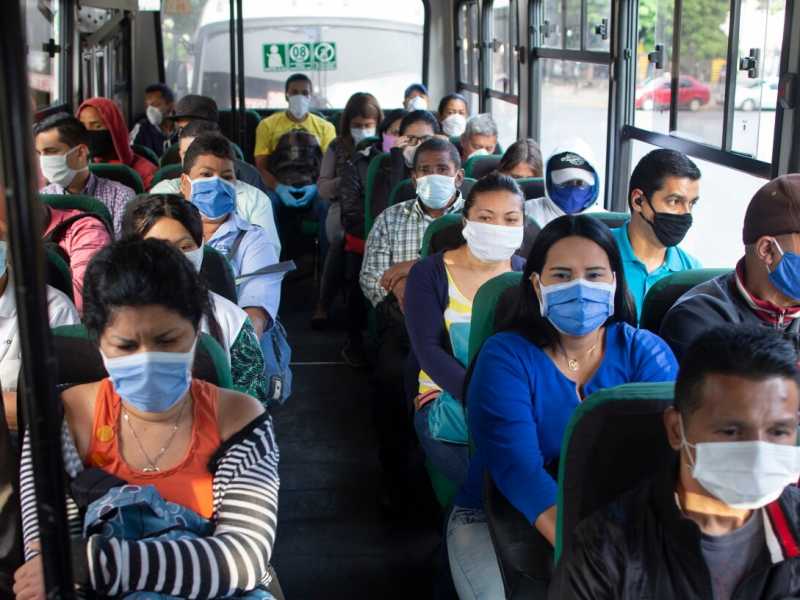Un autobus di Caracas (foto LaPresse)