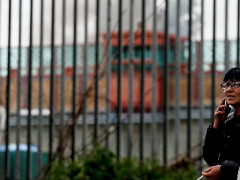 A quasi nessuno importa se i detenuti possono mantenere le distanze