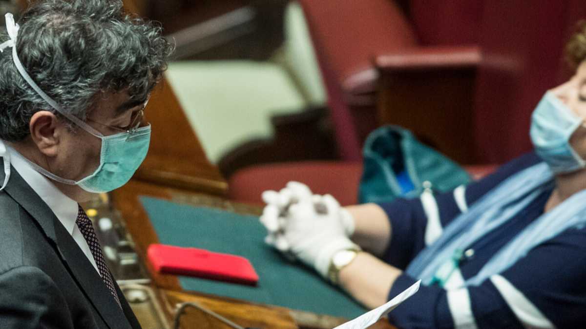 Immagine di Nell’Aula vuota i deputati chiedono il telelavoro contro l’antipolitica
