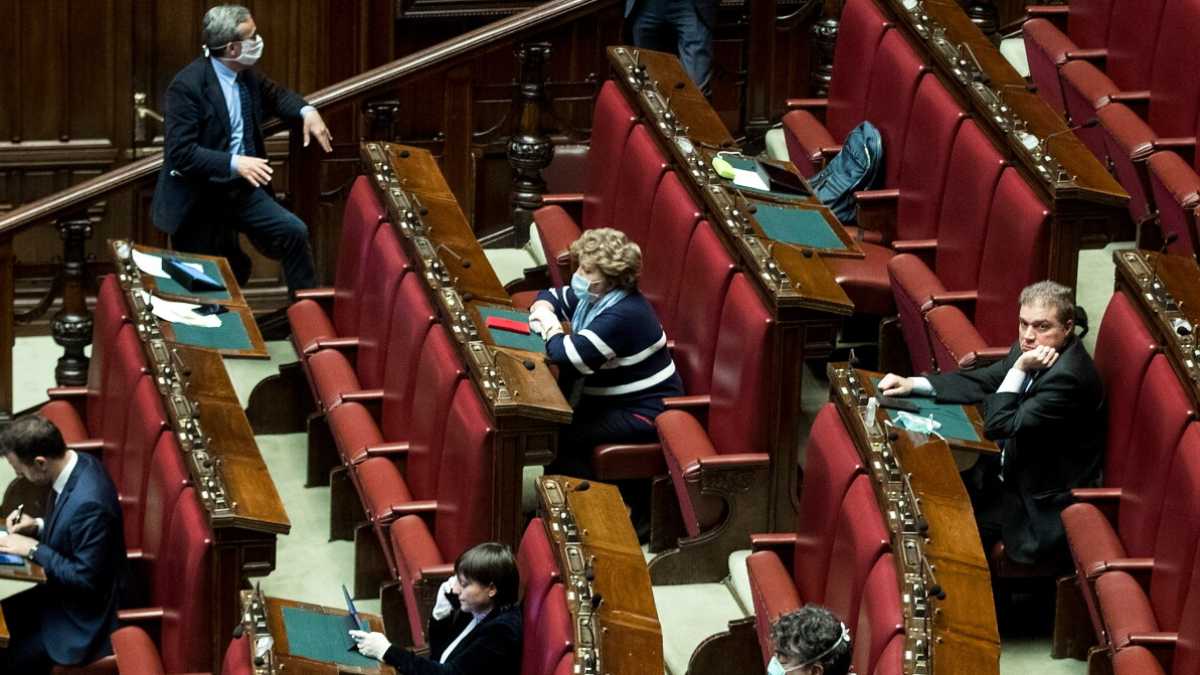 Immagine di Dal Parlamento al moltiplicatore di comiziacci