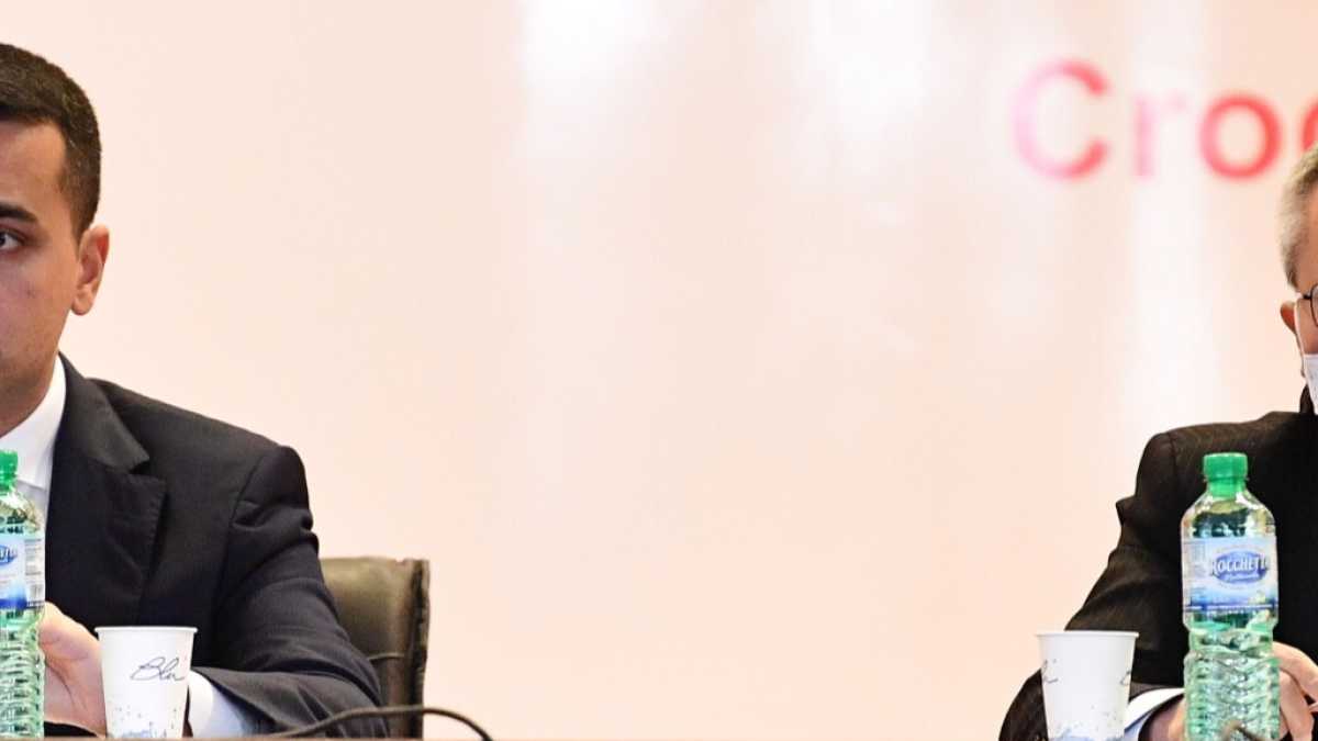 Immagine di Zennaro (M5s) ci spiega perché il M5s sbaglia a fidarsi della Cina