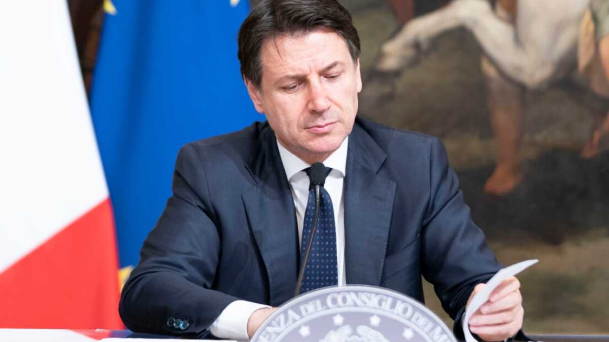 Immagine di Settori essenziali e non essenziali. Cosa non torna nei conti di Conte
