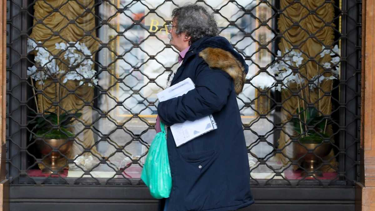 Immagine di Tv, tic, deliri. Le cose che ci mancheranno della quarantena, quando tutto finirà