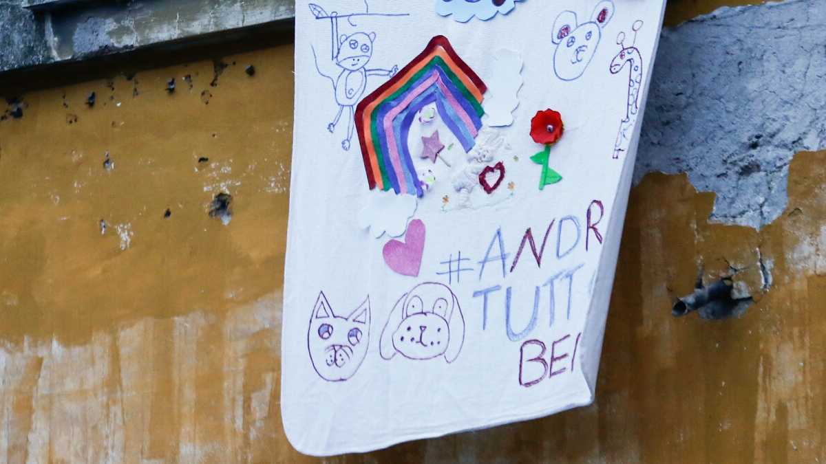 Immagine di Restiamo disumani