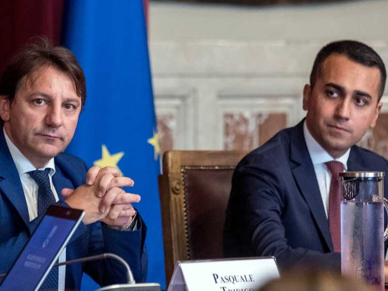 Pasquale Tridico e Luigi Di Maio (foto LaPresse)