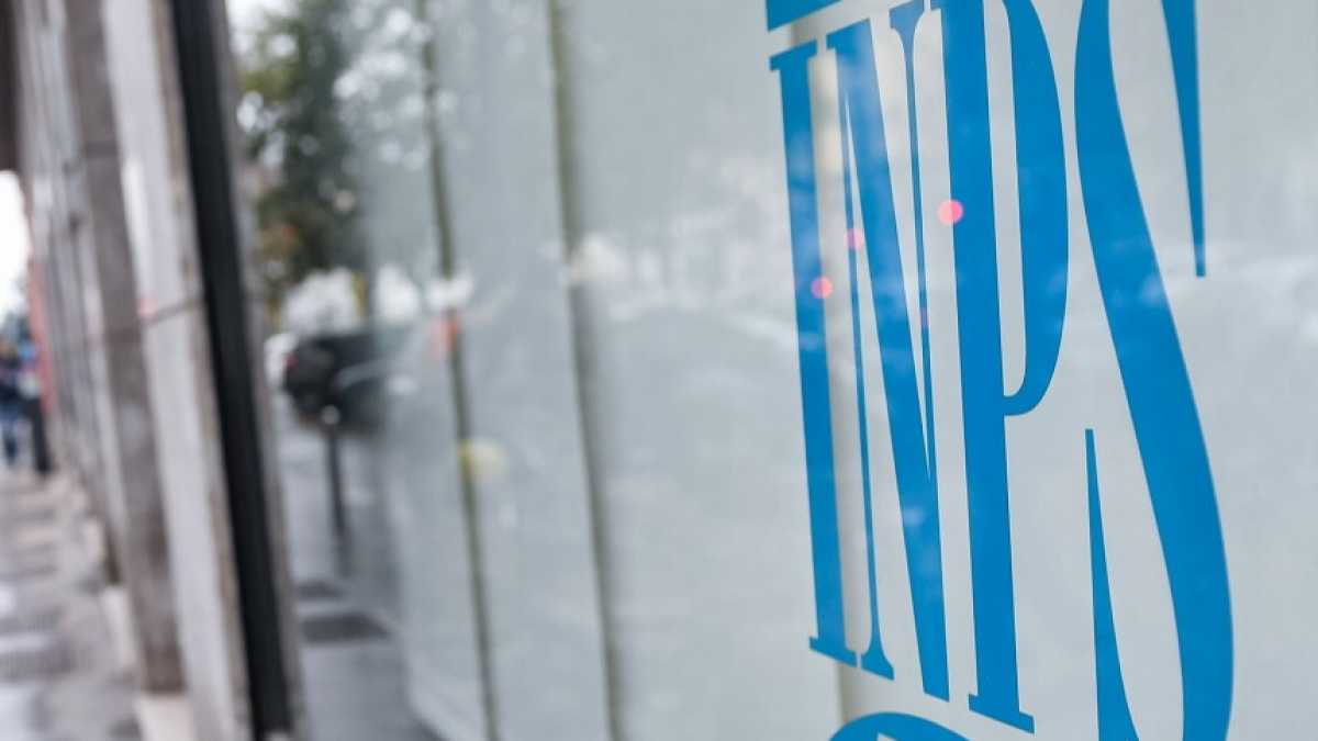 Immagine di Hacker o no. La violazione dei dati sul sito dell'Inps è un pericoloso precedente
