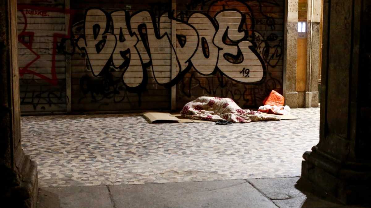 Immagine di Dare cibo non è assistenzialismo. Il Banco Alimentare e i nuovi poveri del virus