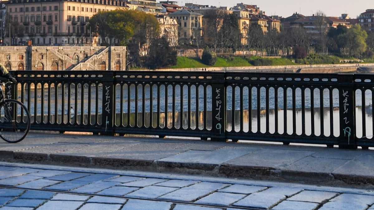 Immagine di Paese che vai, quarantena che trovi: ecco le mappe degli spostamenti in Europa