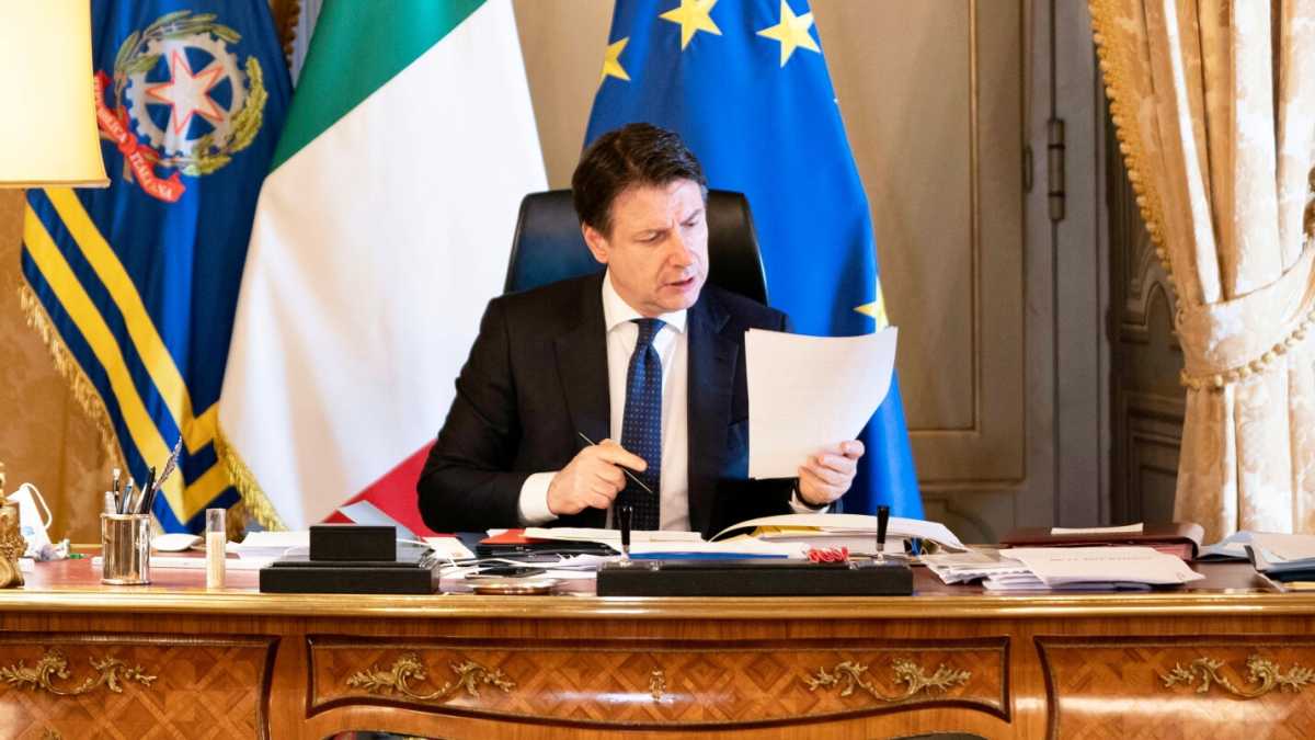Immagine di La fiducia nel governo e i guai per il mondo del lavoro