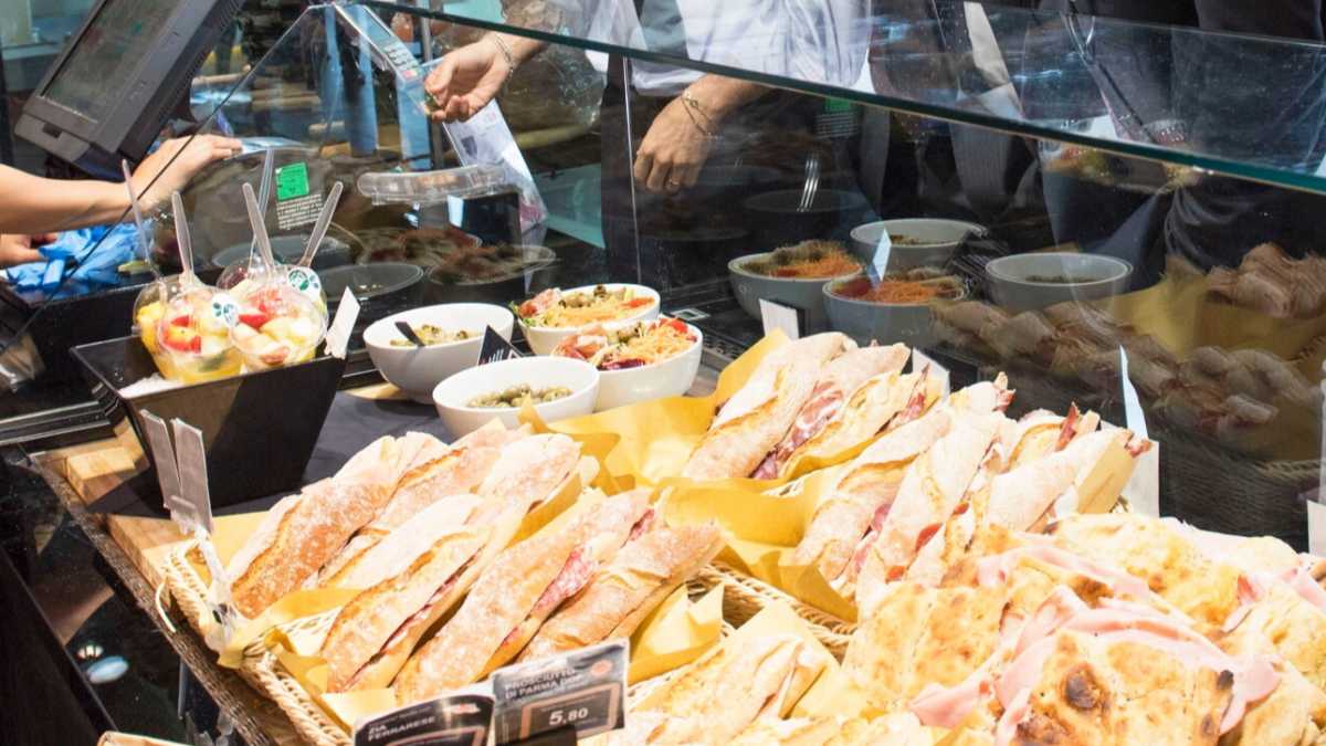 Immagine di Così l'emergenza coronavirus mette in ginocchio la grande ristorazione