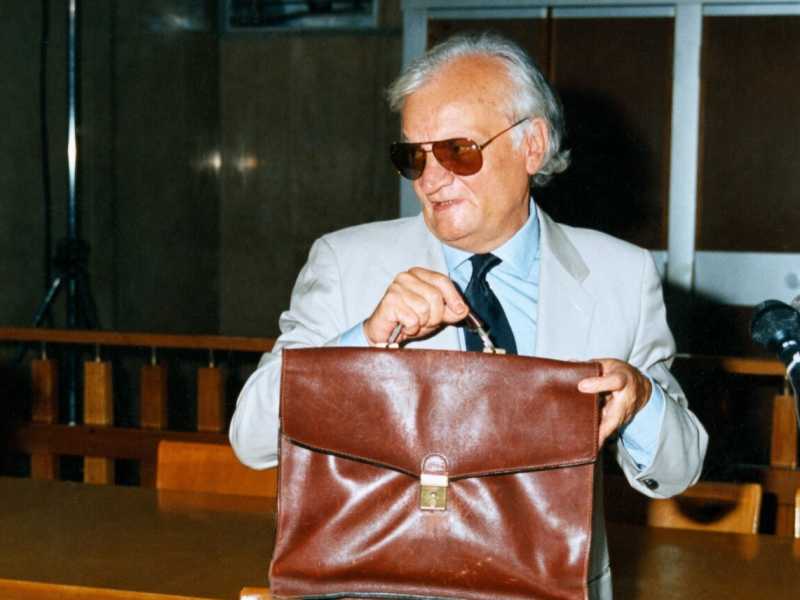 Palermo, Bruno Contrada durante il processo a suo carico nel settembre 1995 (LaPresse)