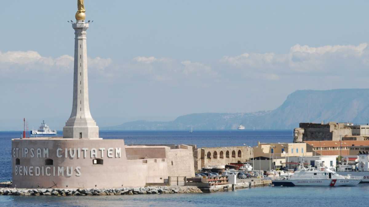 Immagine di Sicilia porto aperto