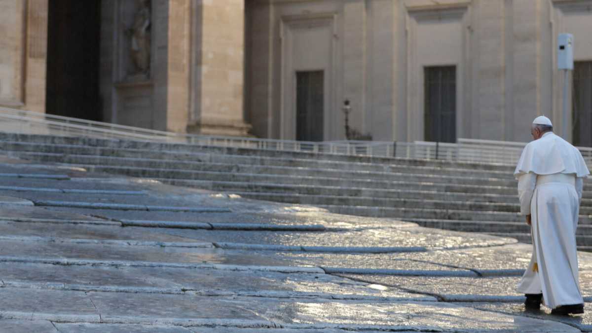 Immagine di Il Papa "al confino" contro la cultura dell'eutanasia