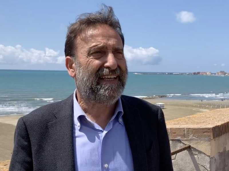Il sindaco di Nettuno, Alessandro Coppola 