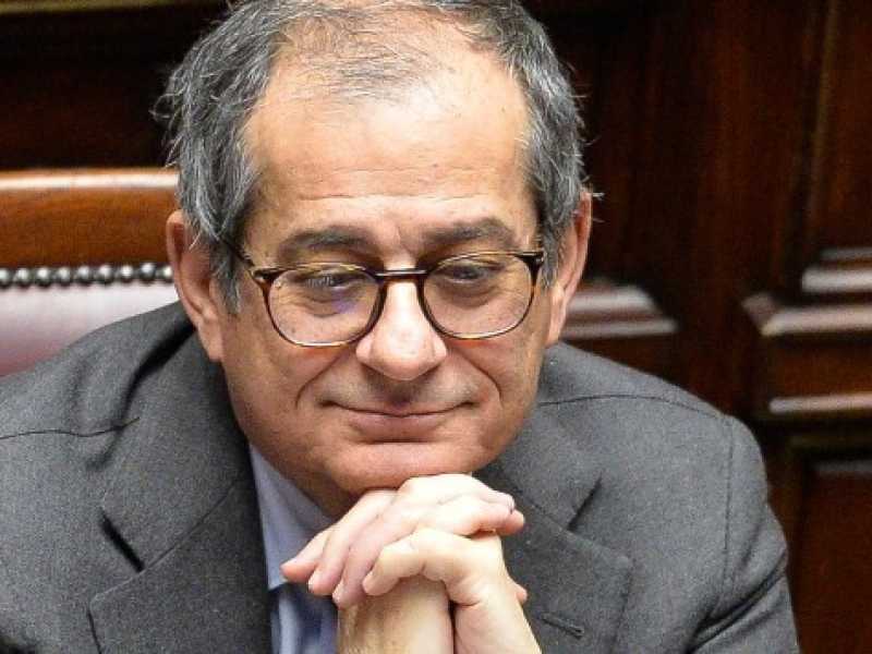 Il ministro dell'Economia, Giovanni Tria (Foto Imagoeconomica)