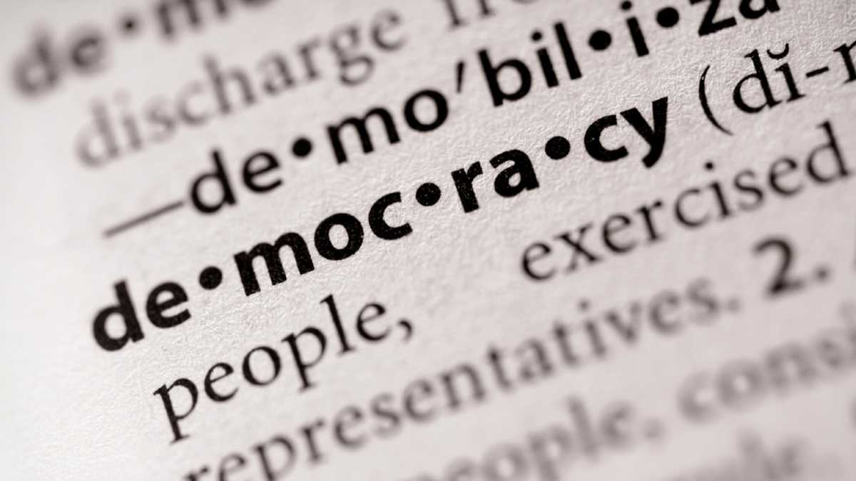 Immagine di Capire la democrazia per capire l'Europa