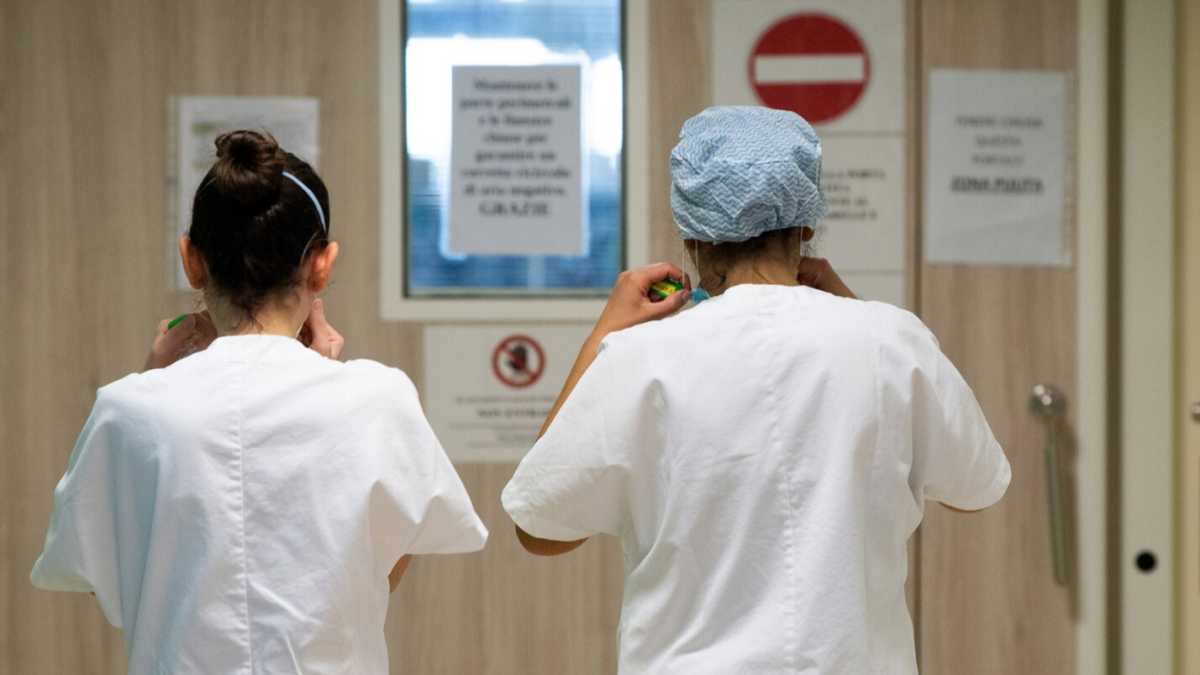 Immagine di Il concorso per medici si farà a fine luglio, dice il ministro Manfredi