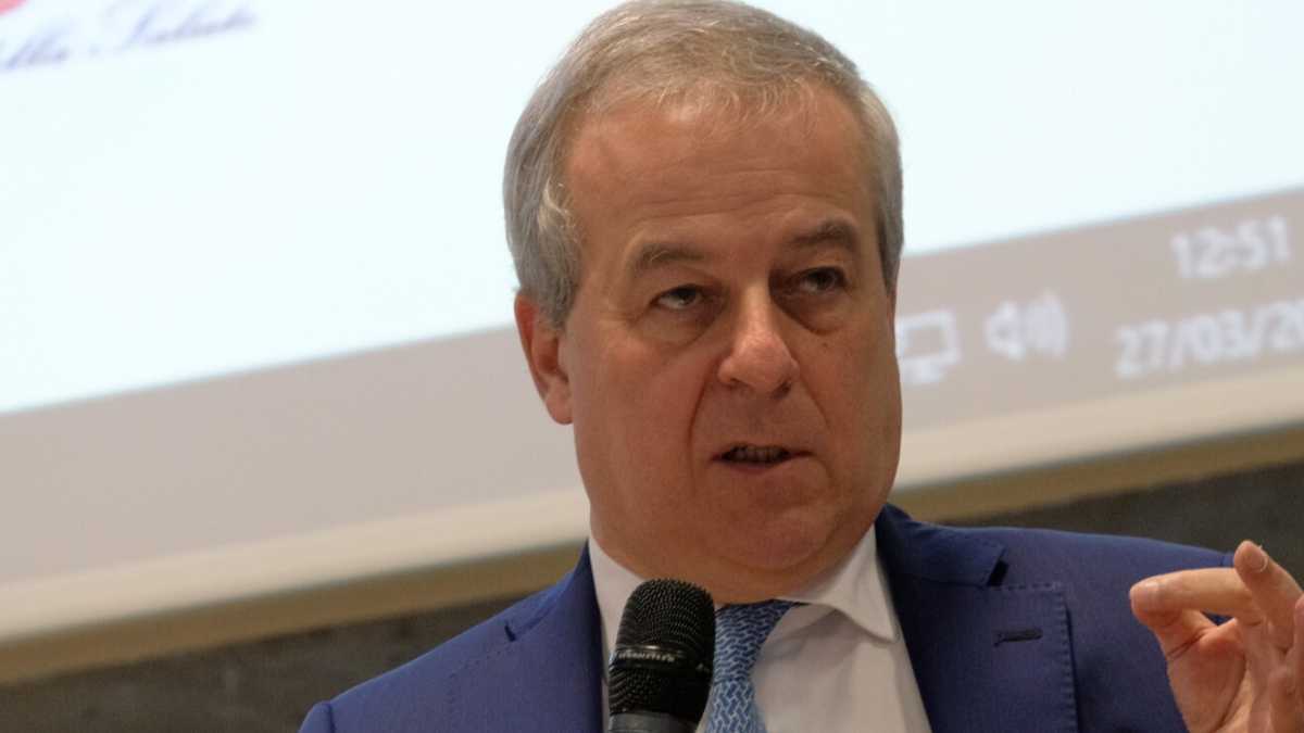 Immagine di Parla Franco Locatelli, il prof. che spiega agli italiani la pandemia