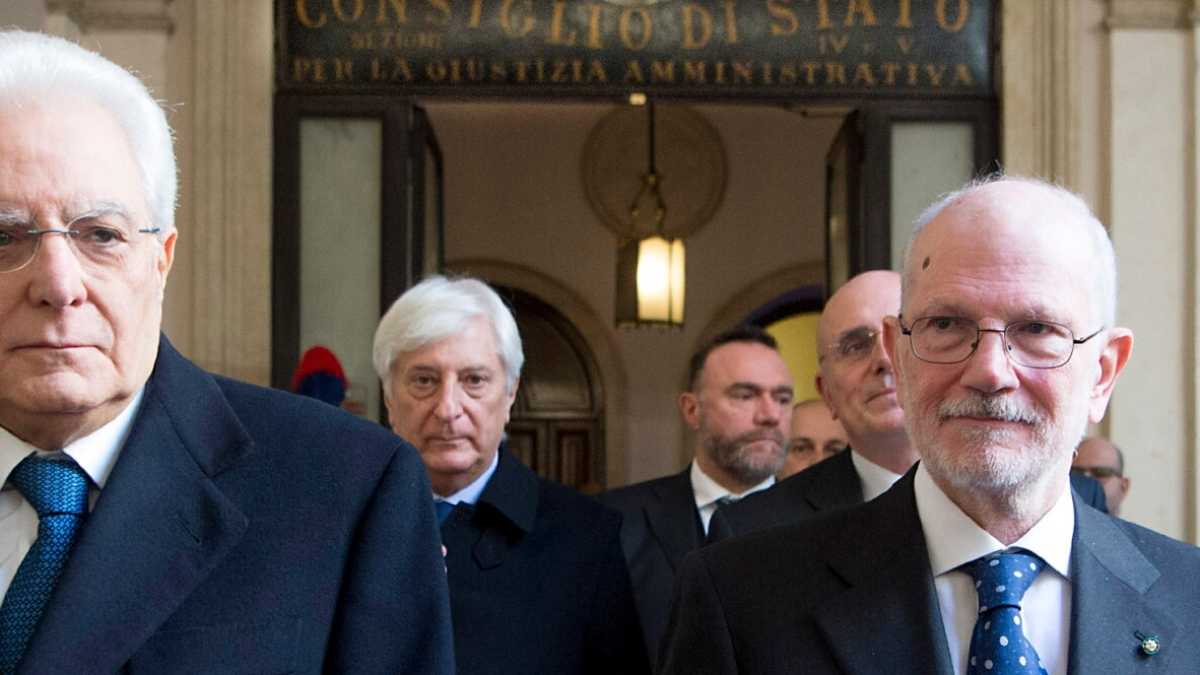 Immagine di “ Pensano che governare significhi comunicare”. Colloquio sulla crisi da virus