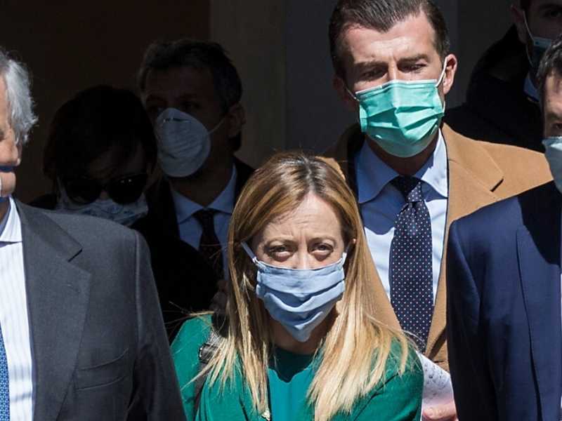 Salvini con Meloni e Tajani alla fine del vertice con Conte a Palazzo Chigi (foto LaPresse)