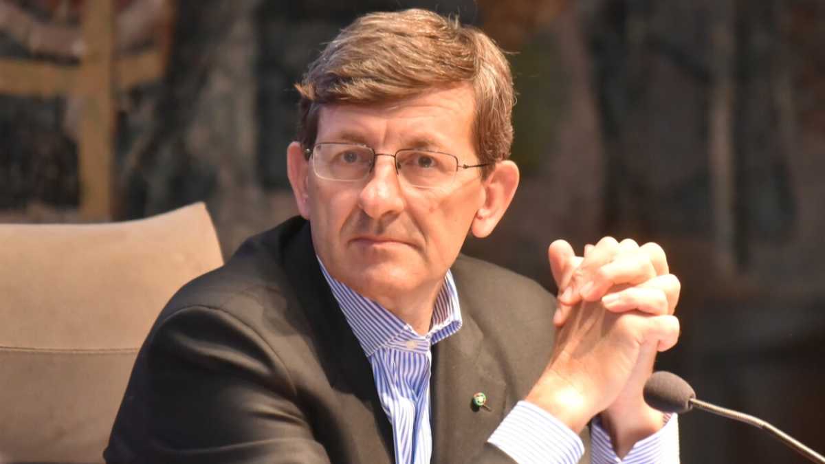 Immagine di Come si diventa Colao. Ritratto del manager con vocazioni di governo