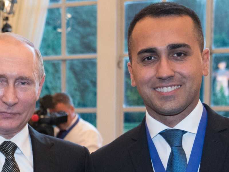 Vladimir Putin e Luigi Di Maio (LaPresse)