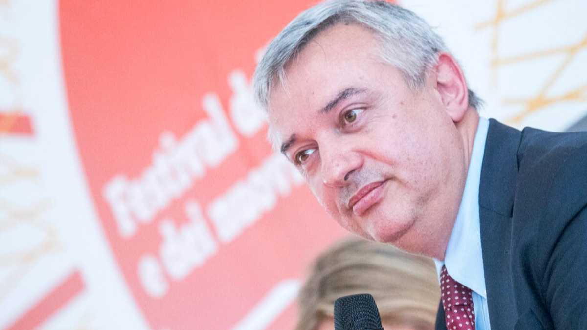 Immagine di Molinari e la sfida di sostituire la questione morale con la cultura atlantista