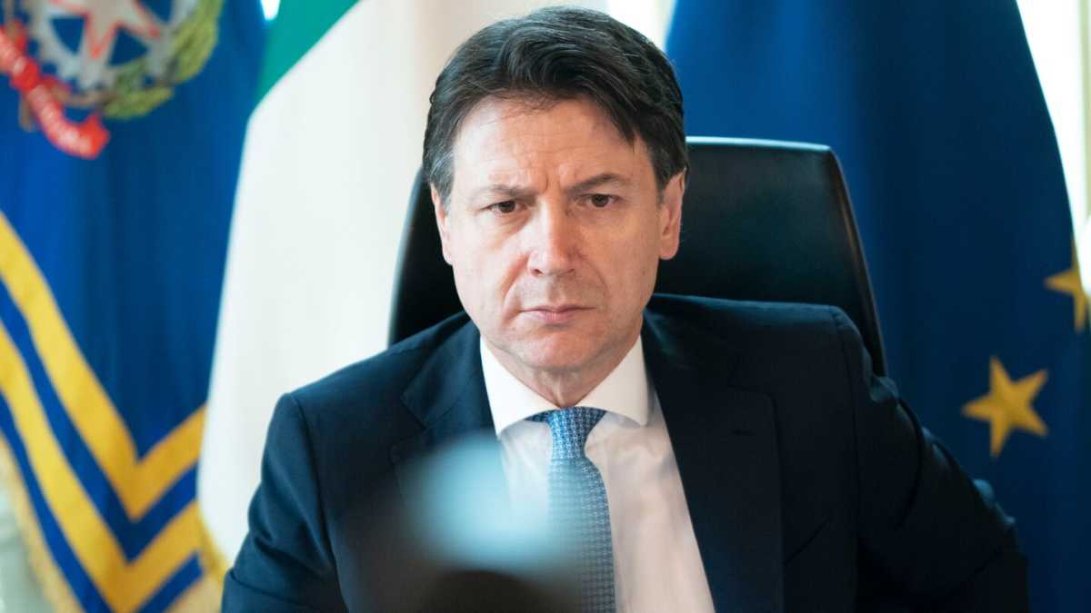 Immagine di Così la propaganda sovranista tiene ostaggio il governo sull’Europa