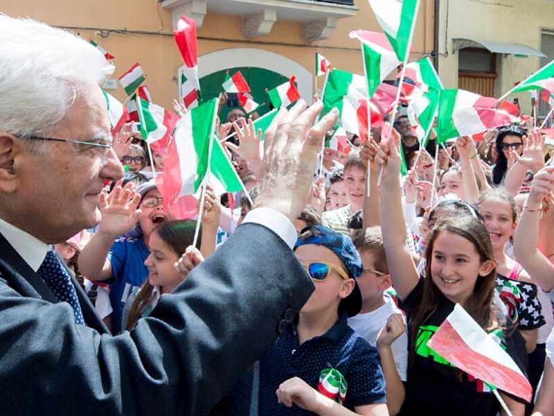Il presidente Sergio Mattarella nel 2018 durante le celebrazioni del 25 aprile (foto LaPresse)