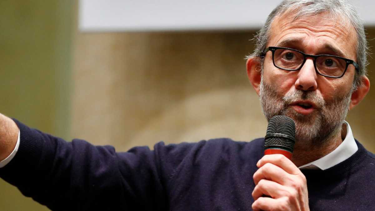 Immagine di Il governo non apre le chiese e Giachetti scende in piazza. Con il Vangelo