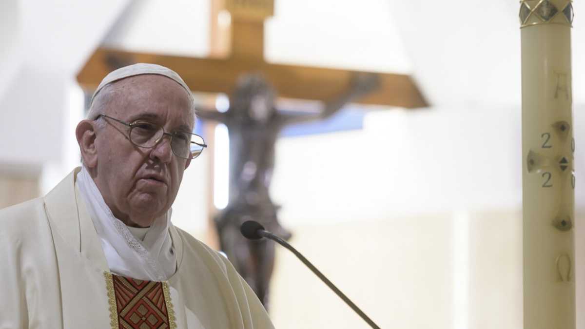 Immagine di Il Papa ha scaricato non solo la Cei, pure migliaia di fedeli