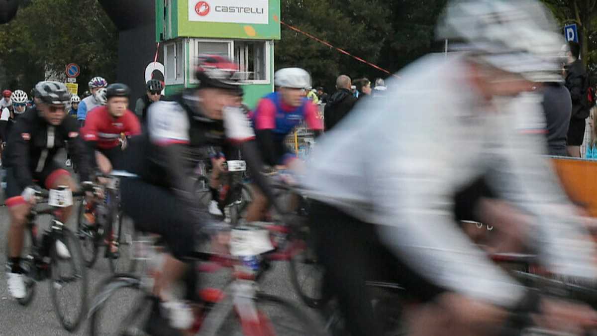 Immagine di Rinviate o virtuali? Così il ciclismo delle gran fondo si adegua al virus