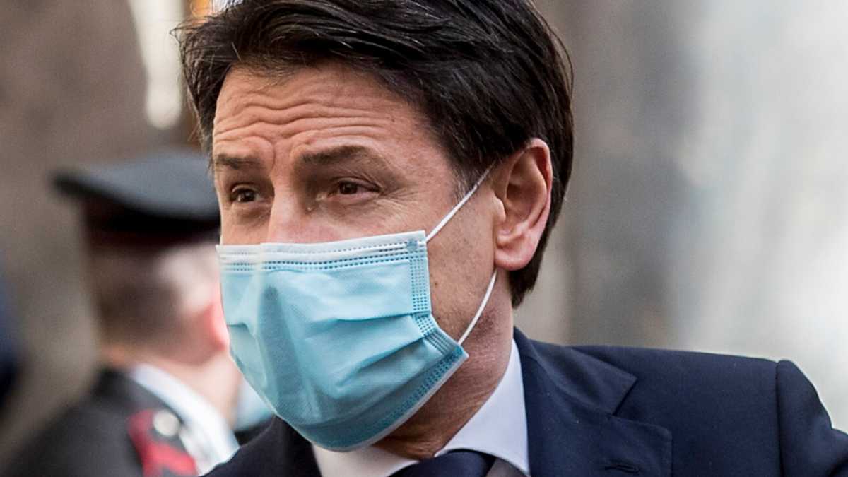 Immagine di Ben prima del farmaco troveremo il pharmakos, il capro espiatorio