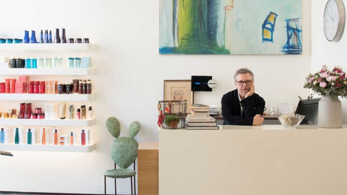 Immagine di La riapertura (lontana) vista dal parrucchiere più famoso di Roma