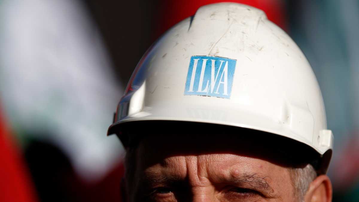 Immagine di L’Asl di Taranto blocca i test sierologici all’ex Ilva. Proteste dei sindacati