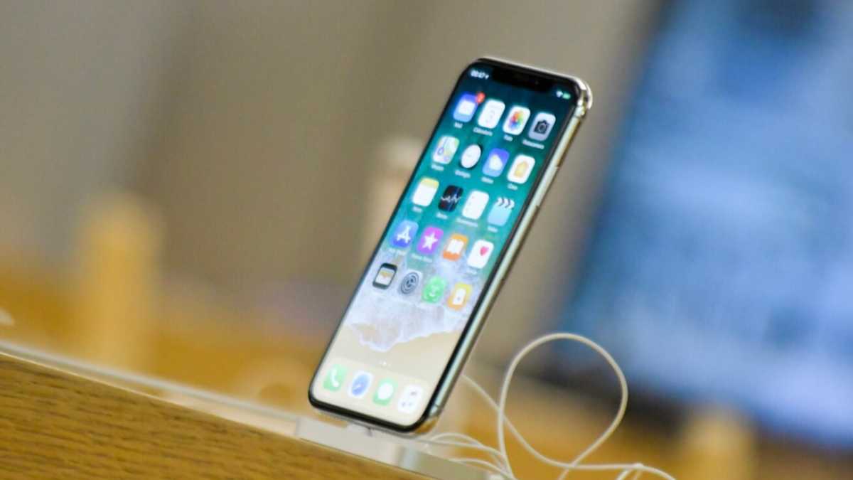 Immagine di Apple e Google si impossessano delle app