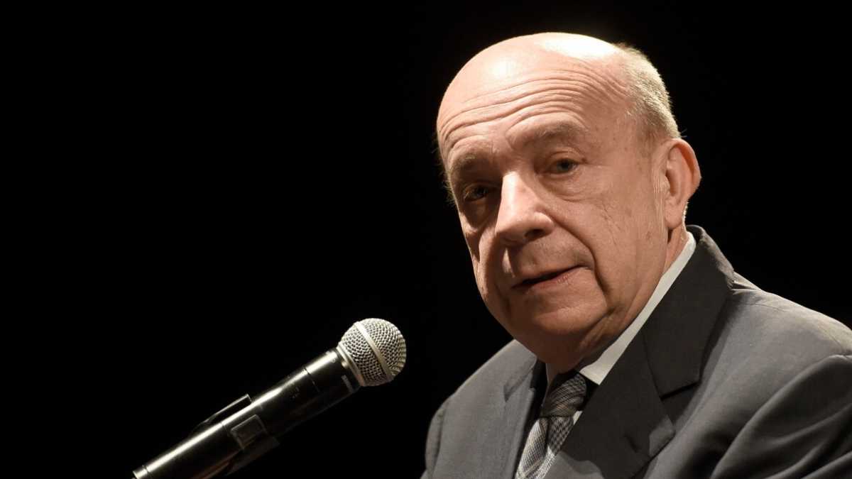 Immagine di Perché diffidare delle vestali della Costituzione e del loro al lupo, al lupo!