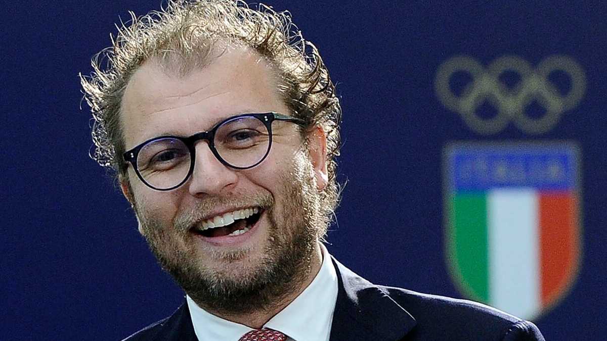 Immagine di Un mezzo avviso di sfratto al ministro Spadafora, firmato Luca Lotti