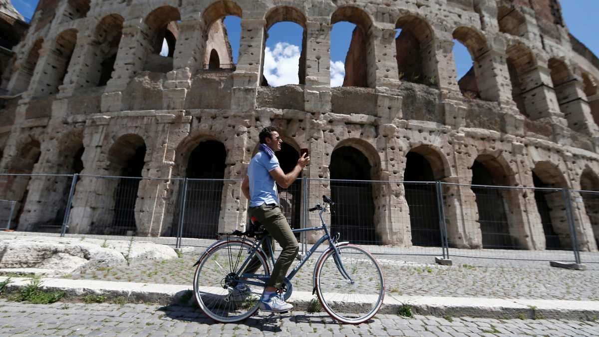 Immagine di Italia: momenti di trascurabile ottimismo