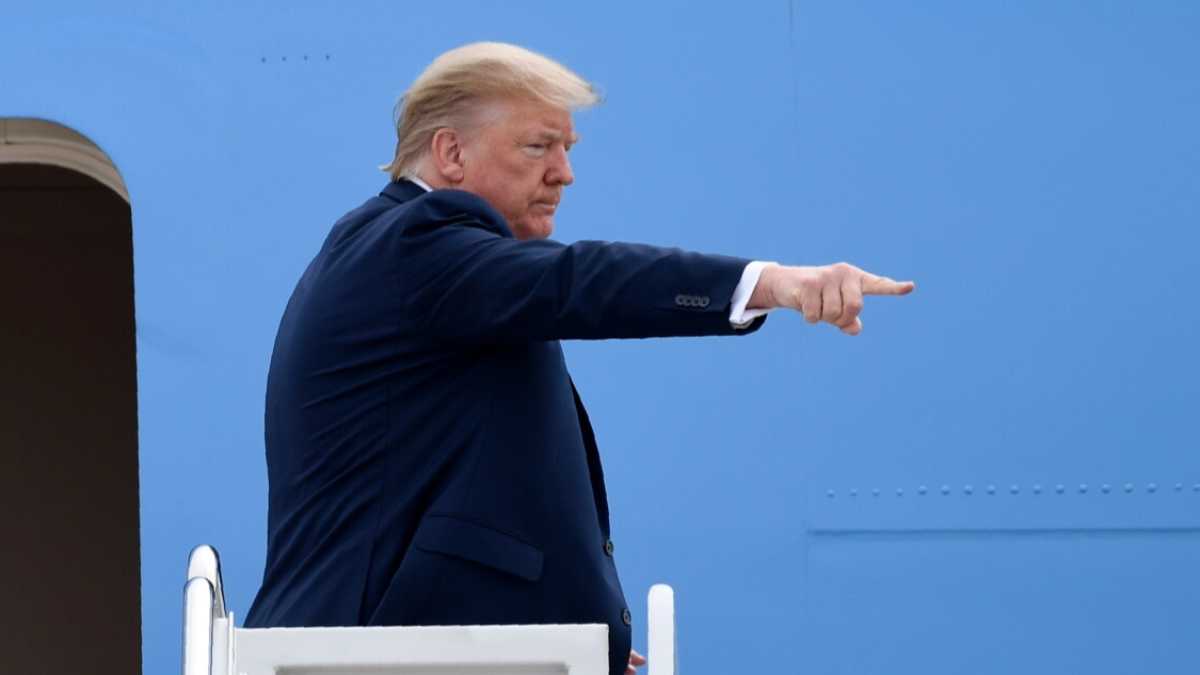Immagine di Gli atti da brividi del friabile Trump