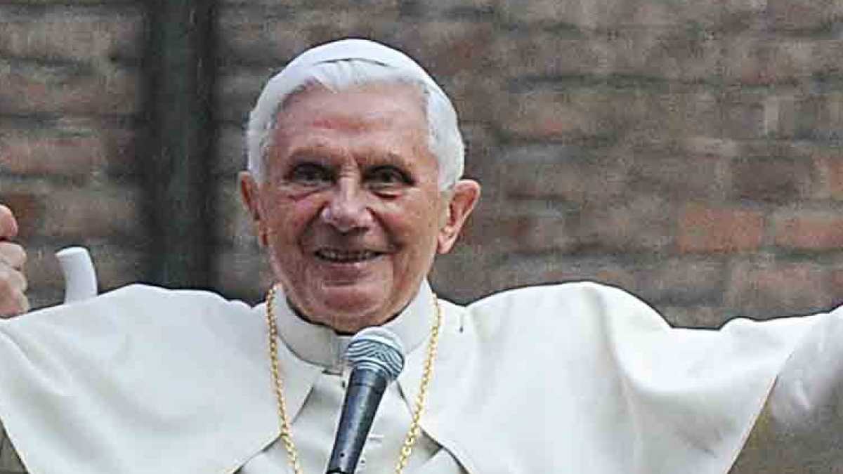 Immagine di Il Papa che illumina il volto in ombra dell’Europa