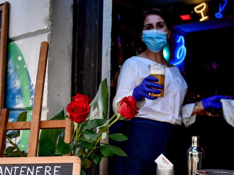 Lapidi della libertà e foto degli aperitivi