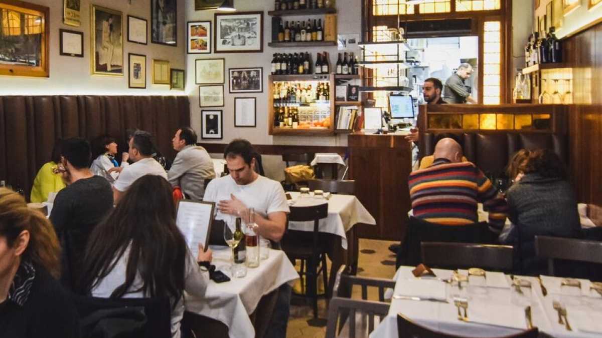 Immagine di ”Il plexiglass nel ristorante? Mio padre si rivolterebbe nella tomba”